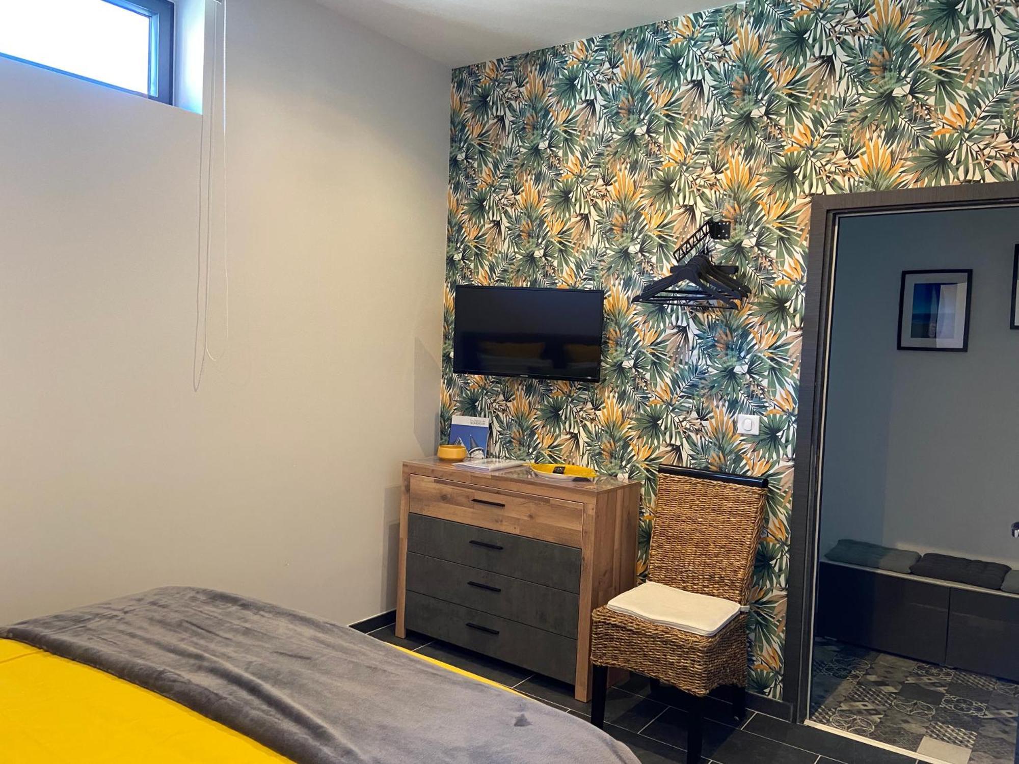 Chambre Tout Confort Avec Commodites Espace Repas Wifi Parking Wimereux Exterior foto